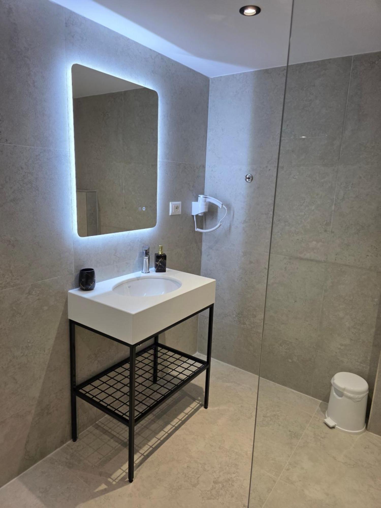 Hotel Wait 'N Sea Himara Zewnętrze zdjęcie